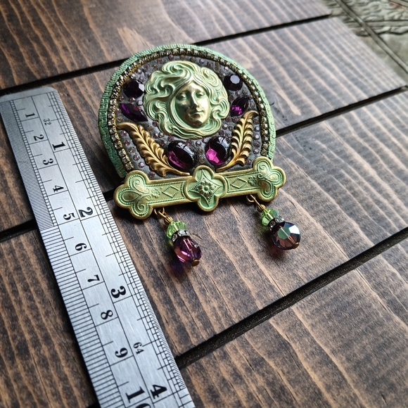 Gorgeous pin brooch - Picture 10 of 10